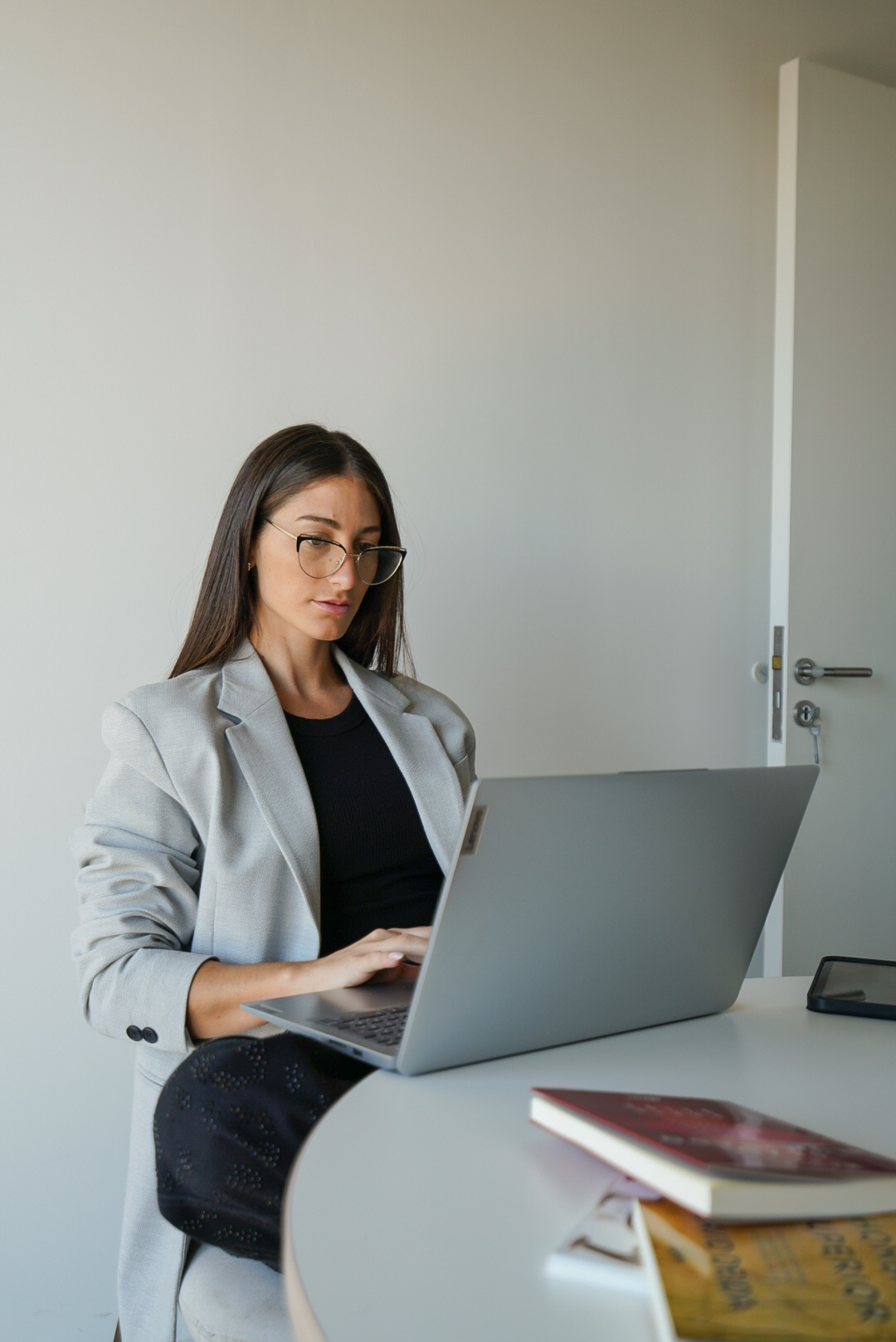 Ana Paula compartiendo su filosofía con alumnos